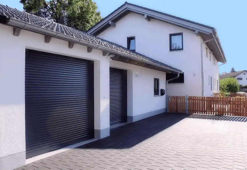 Portes de garage enroulables et portes de garage